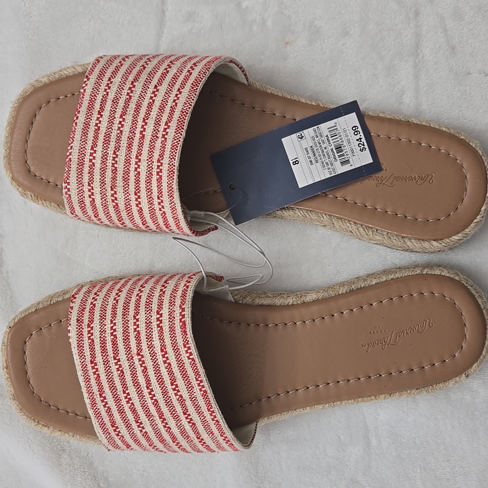 Universal Thread Maren Striped Sandals Women’s 8.5 NWT | Red White Casual Slide